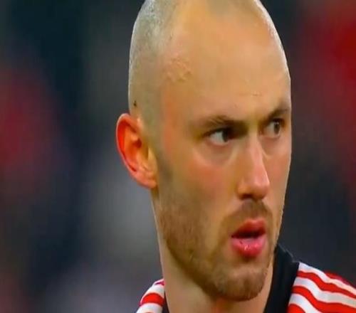 42！穆帅如同夺冠，本菲卡创奇迹：压哨进附加赛，皇马国米2选1