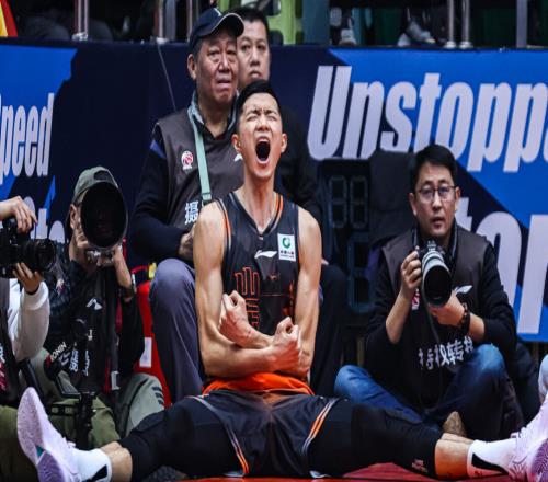 客战领头羊！3条件对邱彪不利，做好3点，山东有望双杀广厦