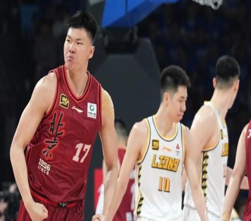 0分1助2板3犯規(guī)！CBA頂薪就這水平：徐杰哭了朱芳雨卻笑翻了