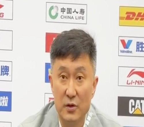 杜鋒：希望大家能保持整場的強度，為年輕球員登場爭取機會