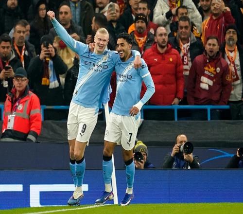 凌晨6點，歐冠聯(lián)賽階段排名揭曉！英超5隊晉級，意甲冠軍恥辱出局