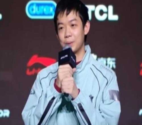 賽后采訪Sheer：我們兩個(gè)外援非常努力，經(jīng)常會(huì)上中文課