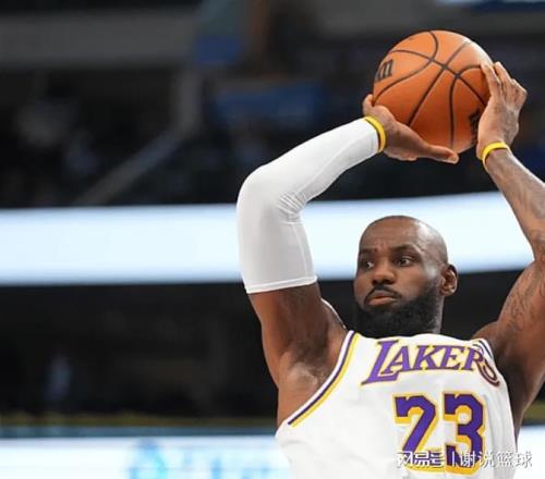 詹姆斯回家湖人遭慘敗，東契奇帶傷拼盡全力，只有兩隊友發(fā)揮正常