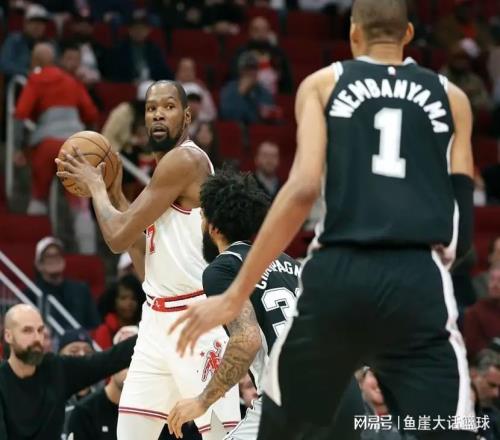 NBA最新排名出爐！火箭真送溫暖，一隊(duì)追上湖人，勇士也喜上加喜