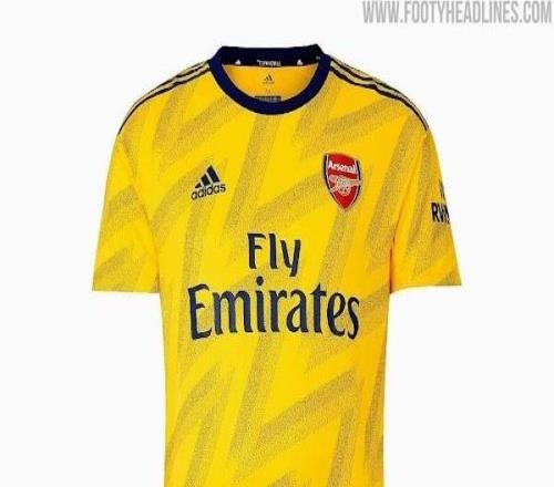 阿森納2627賽季二客球衣諜照曝光：淺黃色為主，閃電暗紋設(shè)計(jì)