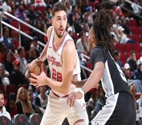 申京14投3中，火箭隊新三人組更搭配底薪后衛(wèi)10+10鞏固主力位置