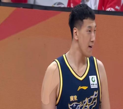 加強(qiáng)版杜潤旺！CBA“空間型內(nèi)線”打出身價，可能被廣東隊看中