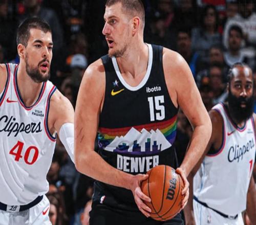 約基奇你太狠了，復出才1場，就轟破79年歷史紀錄，鴨梨MVP不穩(wěn)了