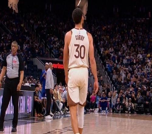 勇士官宣：庫里右膝酸痛提前退賽隊記曝過去一周一直不適