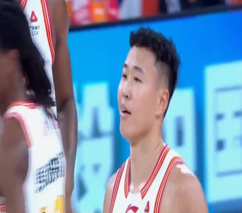 刺激！賀希寧43分殺紅眼！白邊封神24+18拯救盧偉，上海復(fù)仇深圳