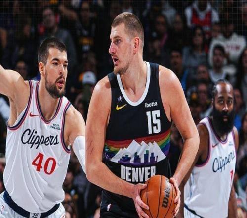 統(tǒng)治力！約基奇時隔16場復(fù)出31+12激活4人20+吊打快船