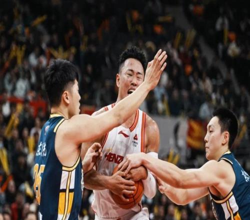 爆砍43分，“沒天賦”的他，秘訣只有一個字