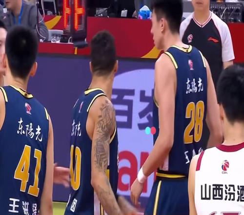 麥基換掉奎因廣東外援陣容或大換血，薩林杰保不住杜鋒的內(nèi)線！