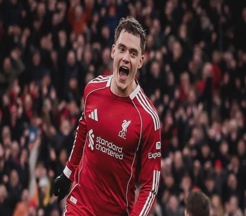 英超利物浦VS紐卡斯?fàn)枺簰暝械募t軍，能否主場(chǎng)干翻喜鵲