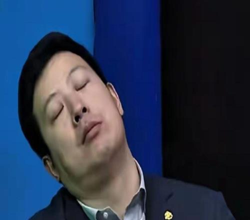 21連敗！外援沒工資拒賽，主帥賽后抹眼淚，名記提出“解套”辦法