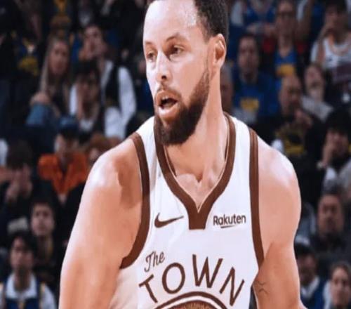 庫里一瘸一拐瞬間曝光！科爾透露膝蓋已不適7天：未確定是否做MRI