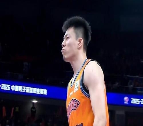 CBA新晉魔鬼主場(chǎng)：上海11戰(zhàn)全勝成唯二不敗主場(chǎng)多項(xiàng)數(shù)據(jù)聯(lián)盟第一