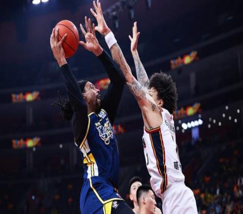 CBA積分榜最新排名！3隊哄搶第一，黑馬殺進前4，遼寧跌出季后賽