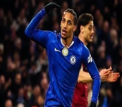 巧了，上一次切爾西球員英超替補傳射建功也是對陣西漢姆聯(lián)