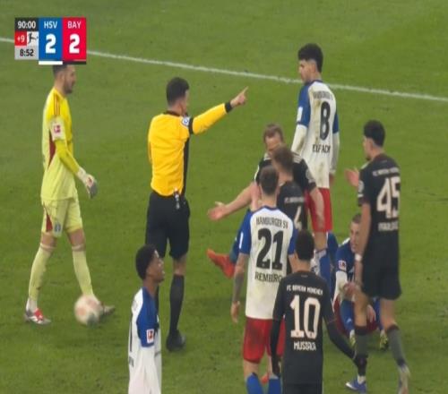 德媒報道拜仁在更衣室門口質(zhì)疑裁判凱恩直言這是我見過的最差裁判_德甲直播