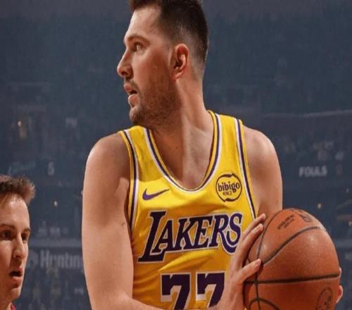 慘敗騎士！老詹11+3淚灑賽場(chǎng)，東契奇空砍29+6，湖人要迎來(lái)新結(jié)局