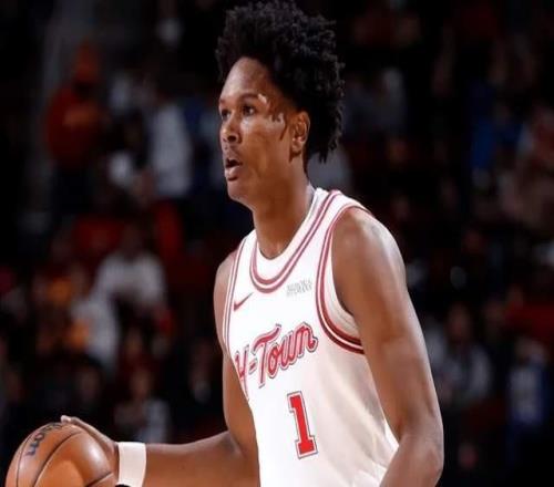 場均16+8+7！失誤1.6次聯(lián)盟頂級，美媒曬阿門數(shù)據(jù)，火箭因禍得福