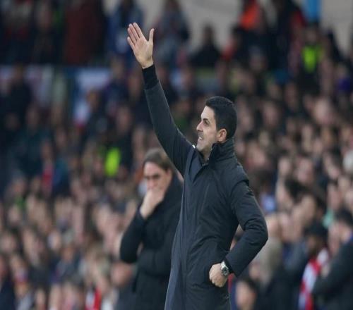 阿森納28天英超首勝！7分領跑積分榜，16戰(zhàn)利茲不敗，連刷4紀錄