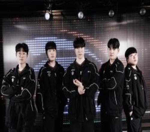 和UP坐一桌！HLE無緣季后賽成為四大賽區(qū)中第二支備戰(zhàn)第二賽段的隊伍