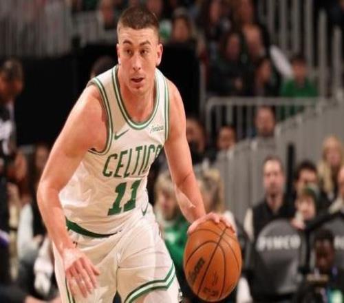 普里查德29+8拉文17+4綠軍送國王8連敗