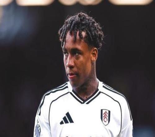 对阵曼联轰入世界波,凯文打入职业生涯英超处子球