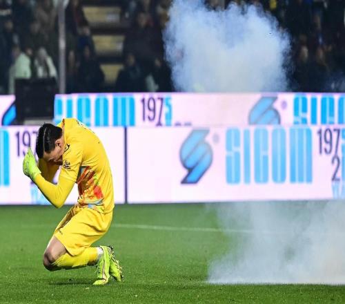 圣马力诺国米球迷俱乐部:向奥代罗投掷烟花的成员将会被开除