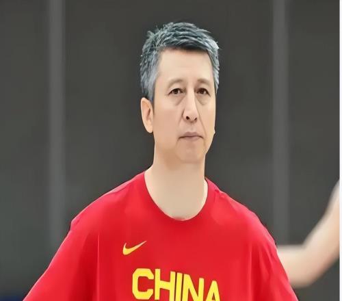 CBA3消息!赵继伟全明星被质疑,赵睿面临重罚,国家队名单将出炉