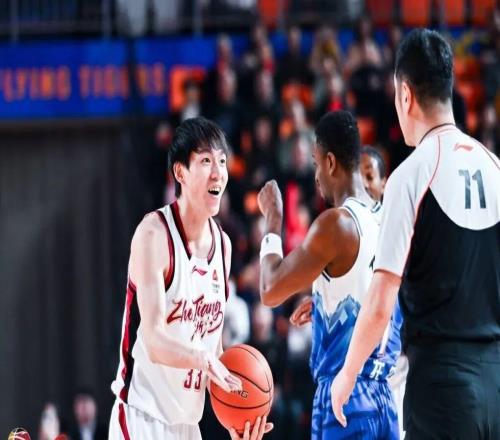 【CBA联赛】第二十三轮第一阶段收官,浙江稠州金租6159胜新疆伊力特!