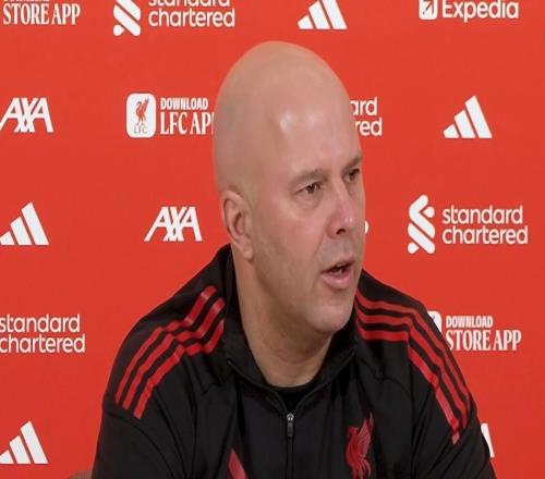 斯洛特：弗林蓬將缺戰曼城，戈麥斯有望出場但不太可能首發