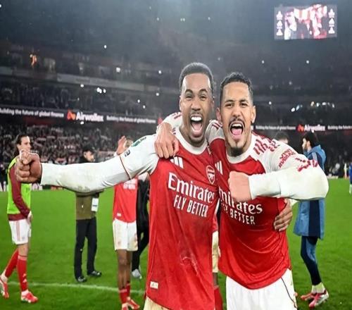 英名主持：阿森納擁有史上最強陣容，可以豪取四冠王