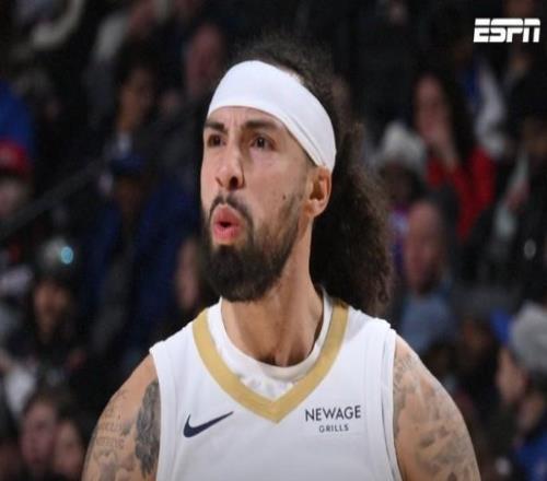 Shams：尼克斯送出達(dá)倫特里、兩次輪和現(xiàn)金，從鵜鶘換來阿爾瓦拉多