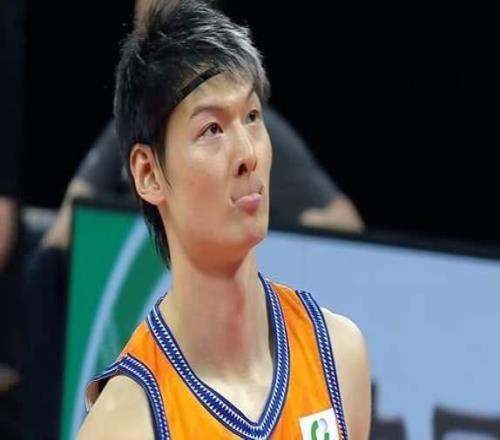 遭央視無視！今晚8點，廣東再斗上海，杜鋒復仇戰，11冠王恐遭3殺