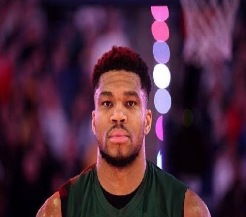 詳解雄鹿正式通知留下字母哥：談判延期到休賽期面臨多種可能性