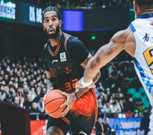 央視直播！山東VS浙江全力出擊，超級外援挑大梁，邱彪底氣十足