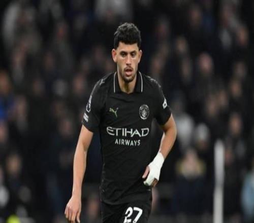 努內斯：一開始并不想踢右后衛，但現在對踢這個位置充滿信心