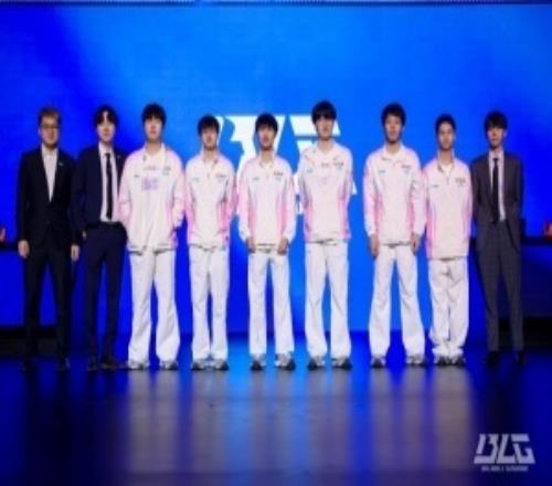 BLG賽后更博：清醒地意識到在隊內配合與穩定性問題上仍有明顯不足