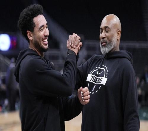 激動(dòng)，雷霆隊(duì)后衛(wèi)賈里德麥凱恩在被76人隊(duì)交易后“百感交集”