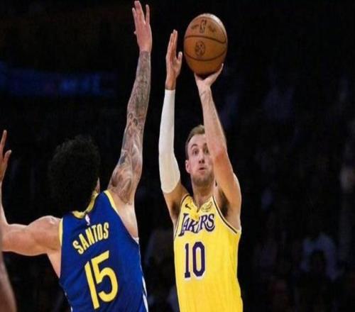 湖人擊敗勇士凸顯兩點(diǎn)：新援即插即用，庫里對球隊(duì)影響弊大于利