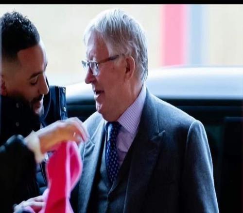 84歲弗格森現場觀賽！曼聯20擊敗熱刺，卡里克執教25天豪取4連勝