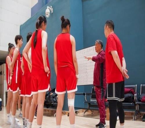 宫鲁鸣：今年以全新面貌出战世界杯亚