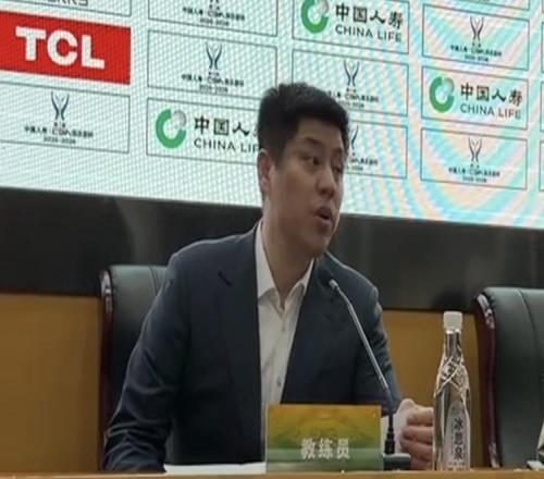 潘江：比賽雖然贏了但要保持清醒我一直在鼓勵(lì)原帥大膽出手