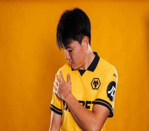 徐彬會踢哪場今夜明晨狼隊U21、巴恩斯利U21及一隊均有比賽