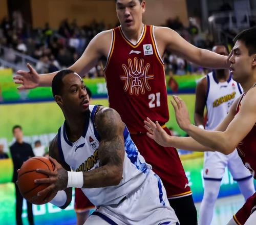 CBA俱樂(lè)部杯三四名決賽廣廈VS山東：廣廈殘陣，塔克PK克里斯