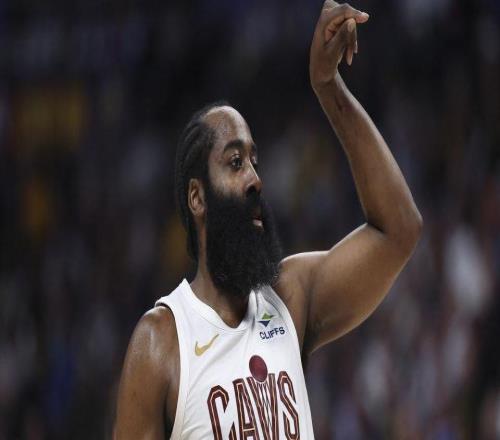 10戰9勝，哈登送審判之投！轟22+10+7+3帽成隊史首人激活騎士雙核