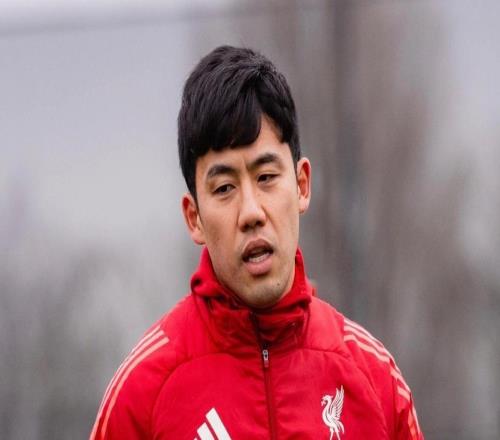 斯洛特:远藤航脚部受伤,将会缺席相当长一段时间